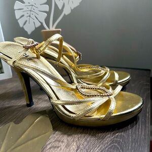Bakers strappy heels - GOLD - size 6